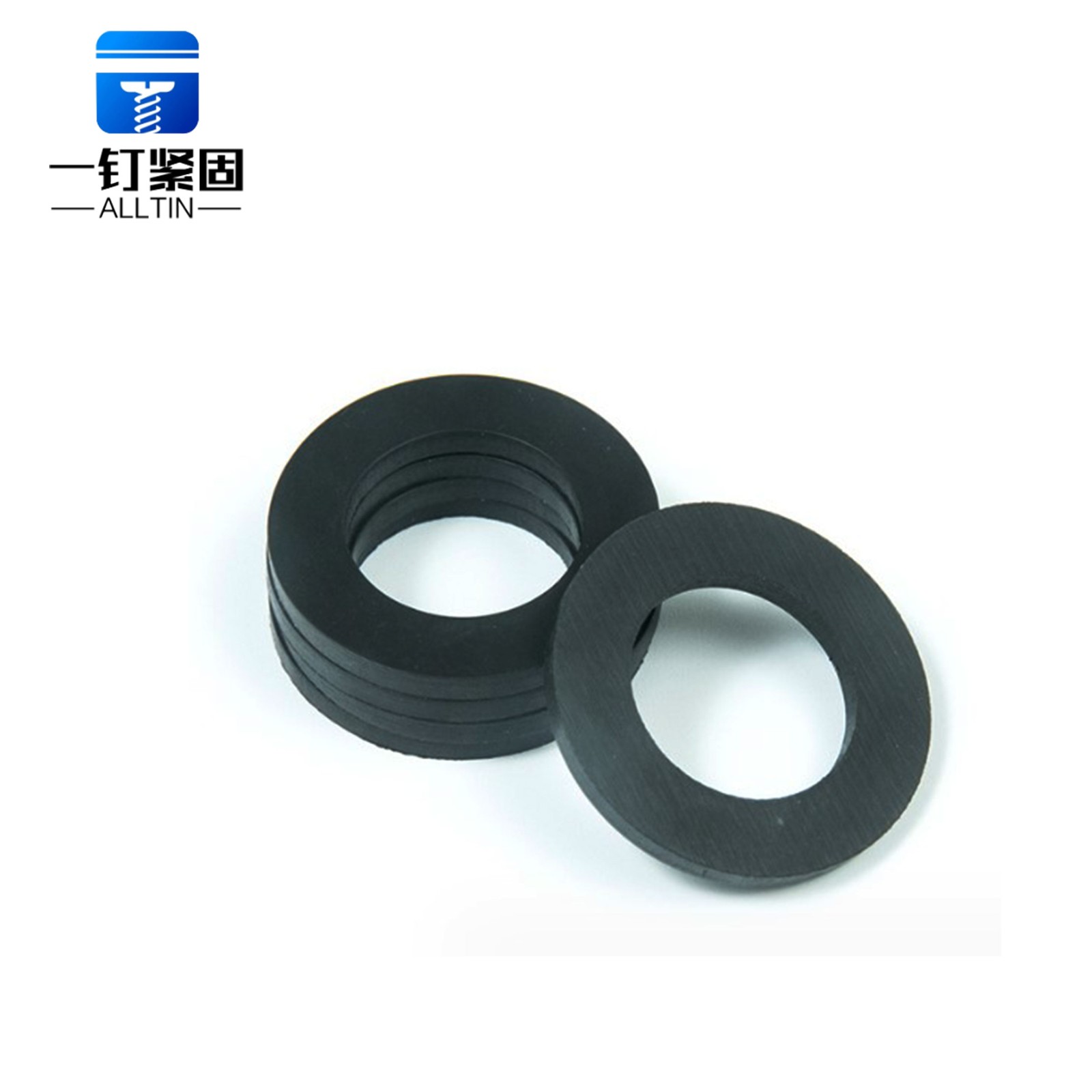 black rubber gasket